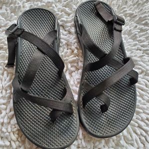 Chaco Zong Sandals